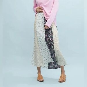Wishlist Floral Paneled Maxi Skirt size M